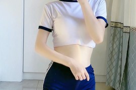 彩虹下的体操服过膝白丝小姐姐美图